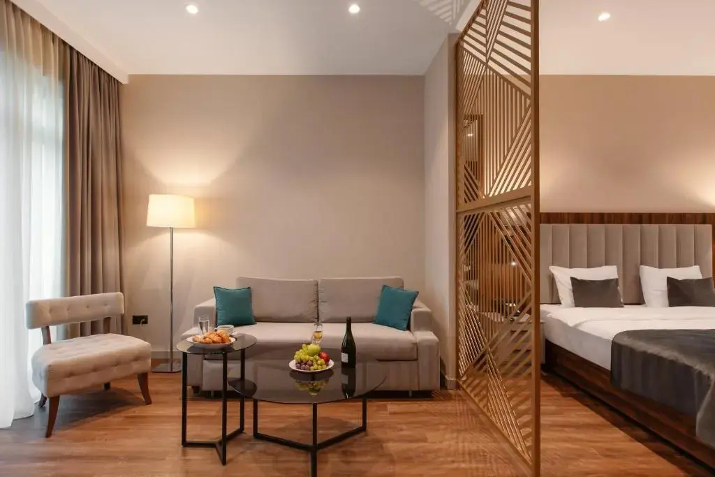 Отель Отель White Hill Hotel Tbilisi в Тбилиси
