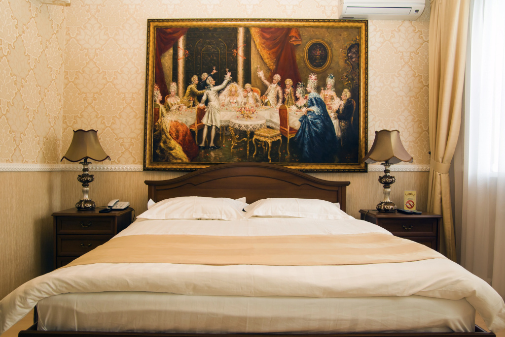 Motsart Hotel Room Type - Standard Double room full double bed