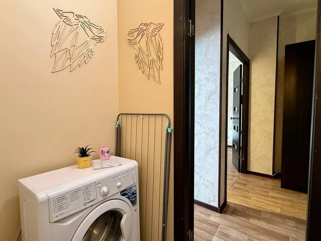 Отель Квартира AppartDeLuxe Дмитрия Мартынова 30 в Красноярске
