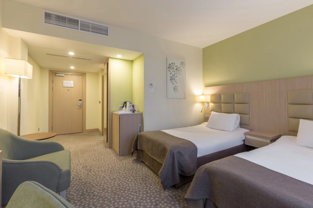 Nesterov Plaza Hotel Room Type - Standard room twin beds