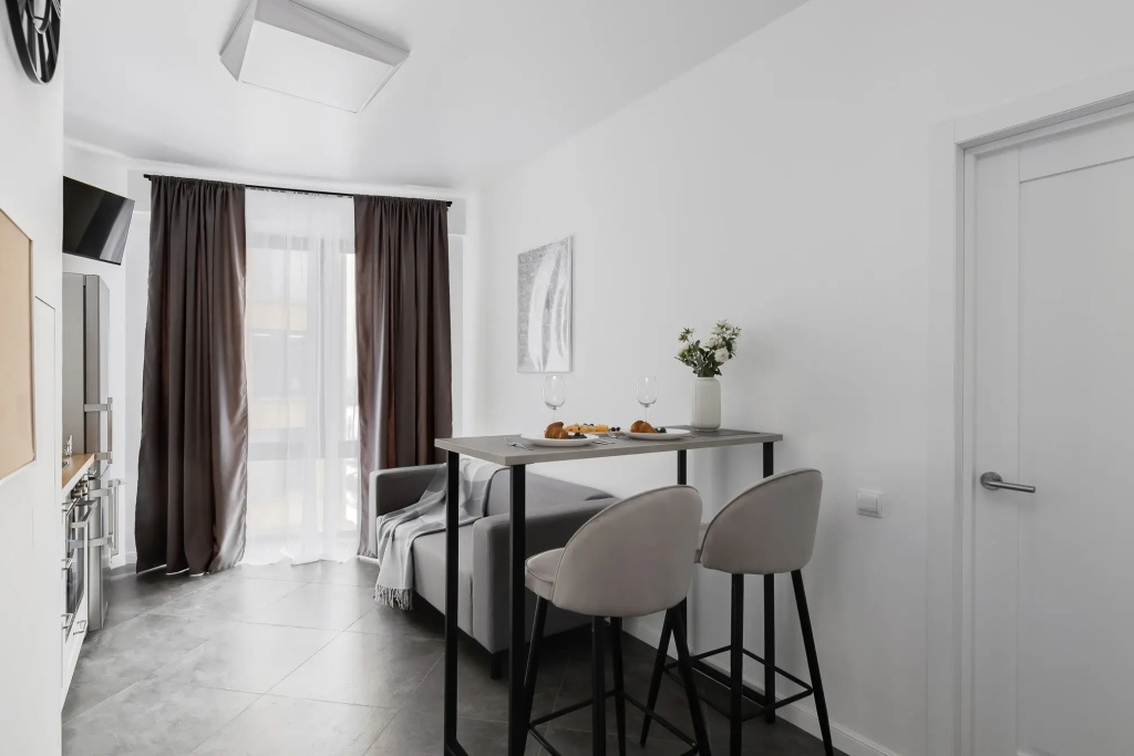Апартаменты SMART LOFTS | Silver | С отдельной спальней в ЖК бизнес-класса у метро — фото