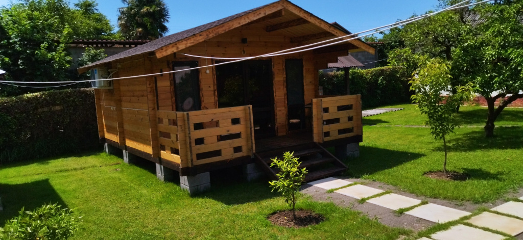 Domik Bungalo Na Dvoikh Bungalo