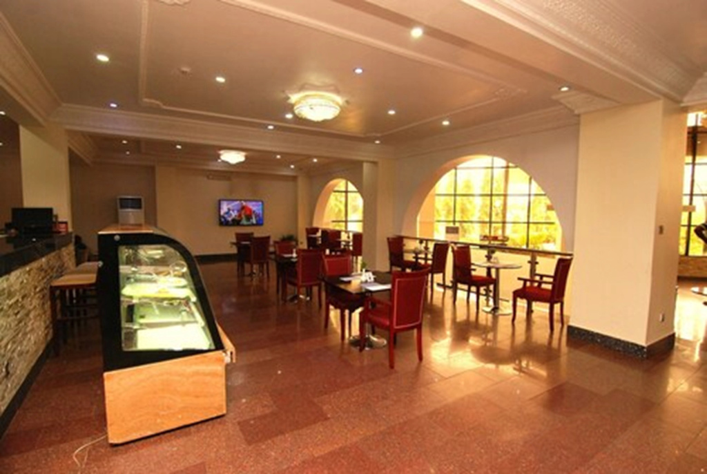 De Best Prime Resort Hotel - Photo 4