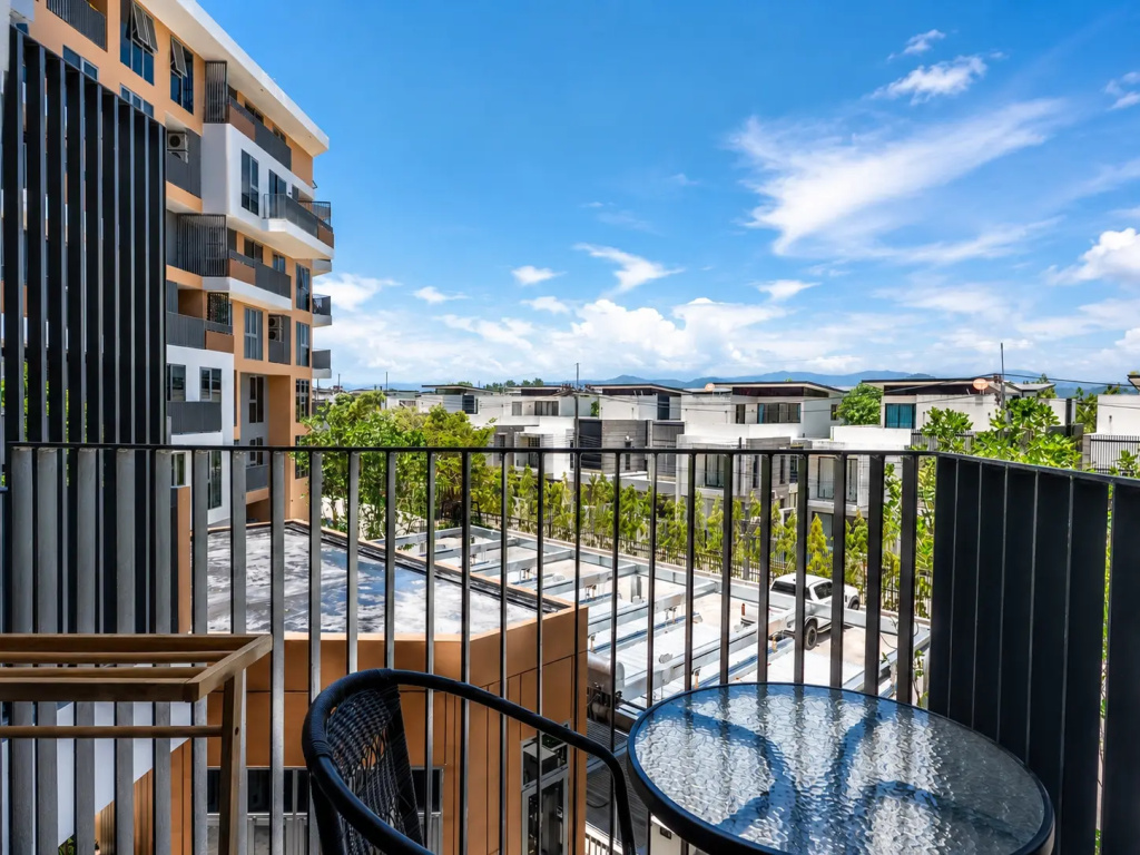 Uyutnye S 2 Spalnyami V Skypark Laguna Apartments