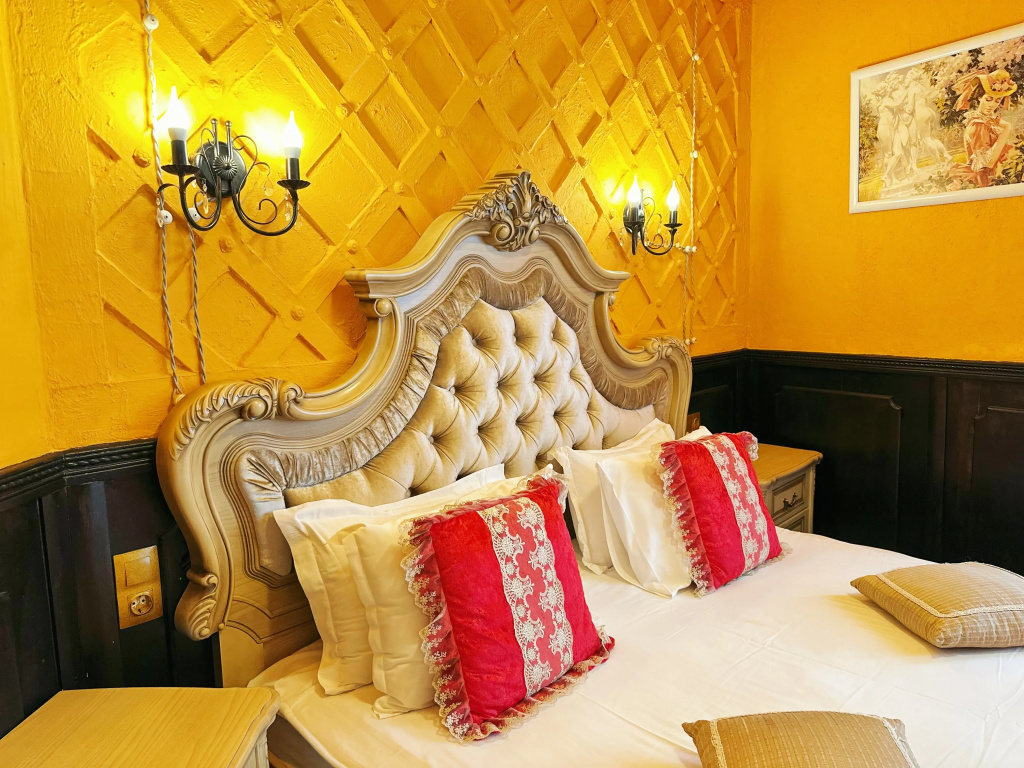 Vatican Double Junior Suite (full double bed)