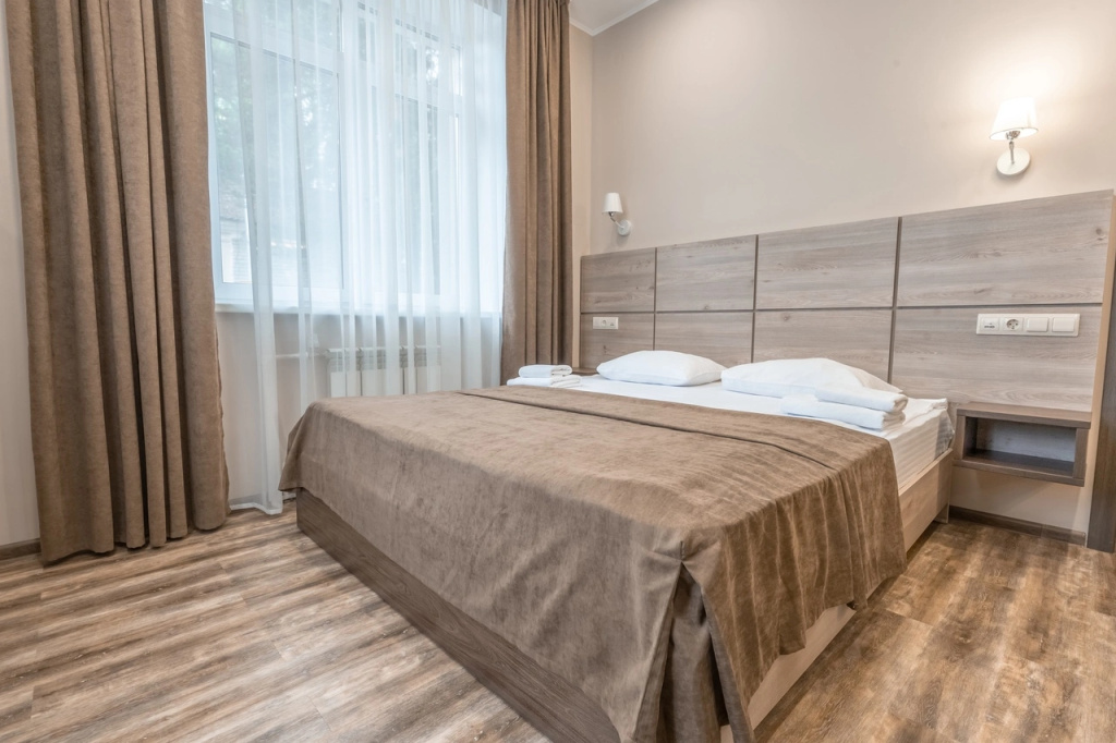 1 Bedroom Double Apartment (full double bed)