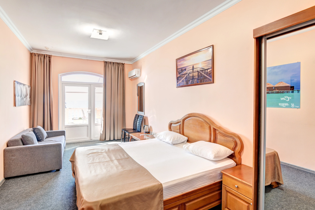 Son u Morya Mini-Hotel Room Type - Standard Double room full double bed