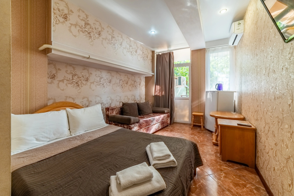 Irina Guest house Room Type - Standard Double room with balcony full double bed