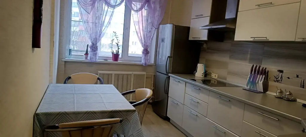 Квартира Уютная Однокомнатная с Балконом — фото