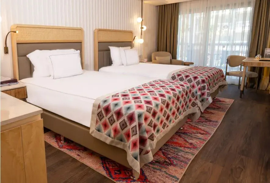 Lara Barut Collection image rooms