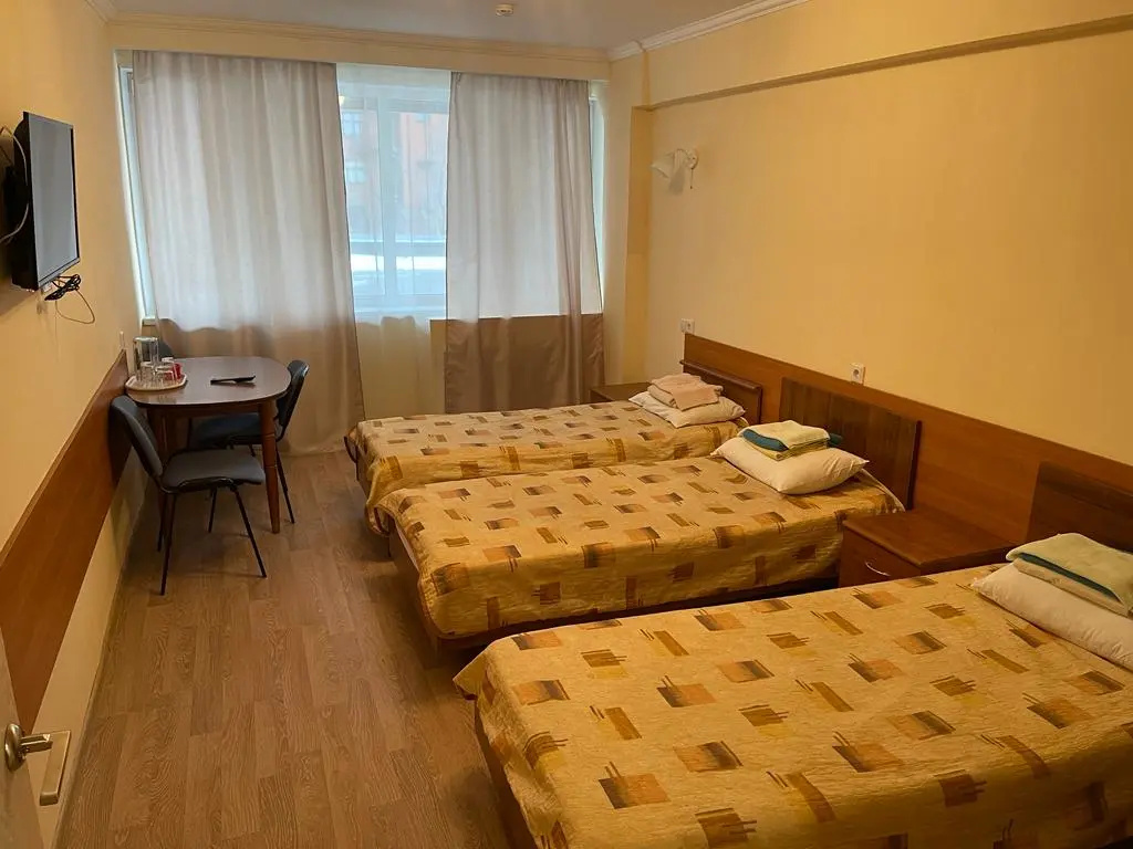 Comfort Triple room with city view