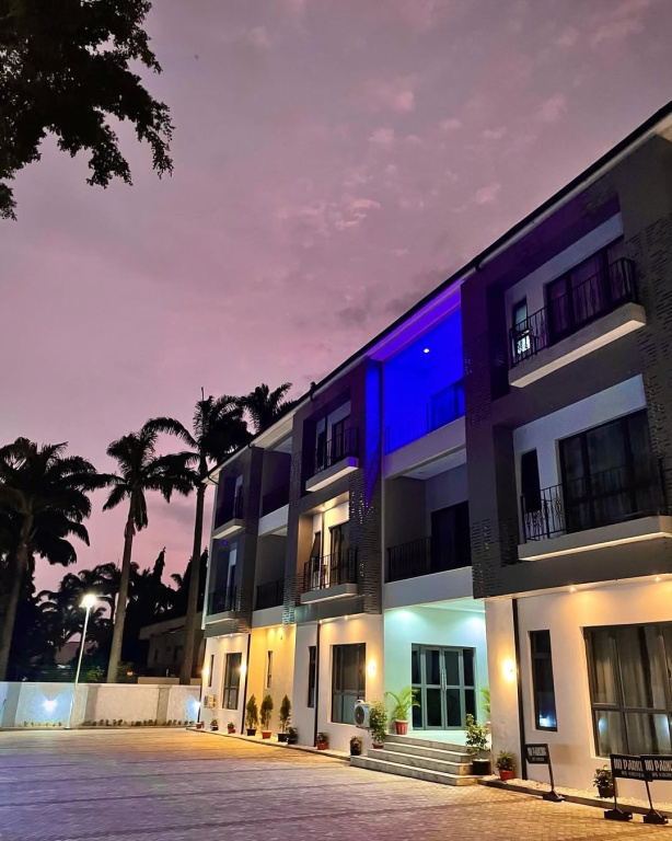 Circusse Suites and Apartments Hotel
