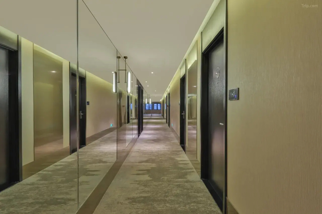 Hotel photo 30