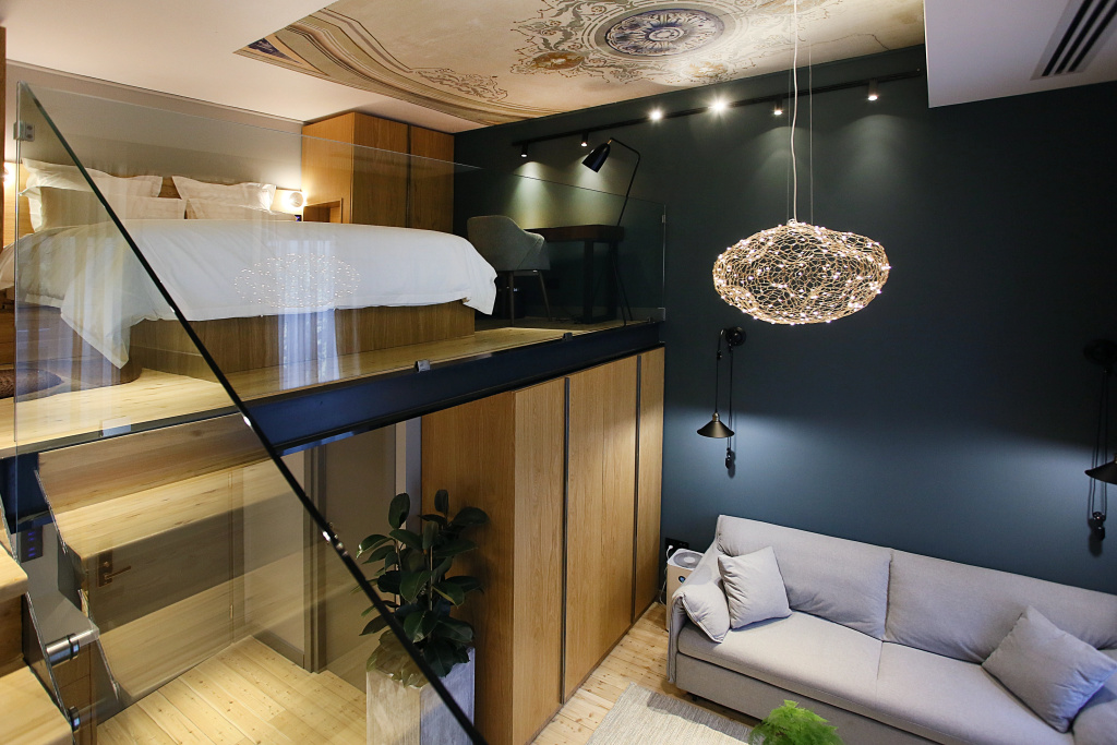 Double Studio with courtyard view (full double bed)