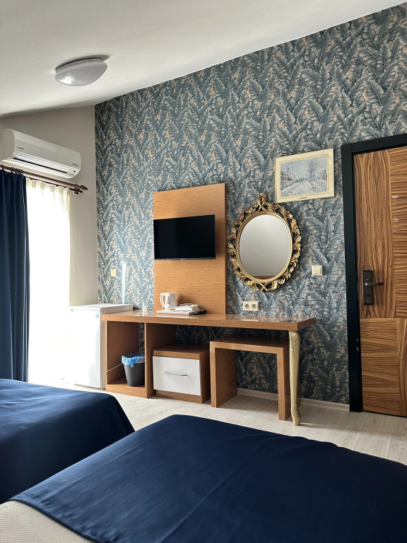 Quintuple Family Suite with balcony and with view