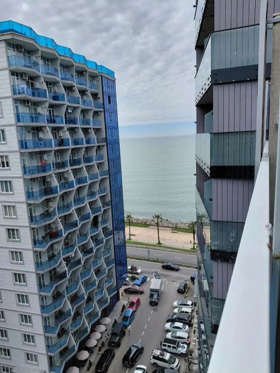 Lux Sunrise 275 Apartments