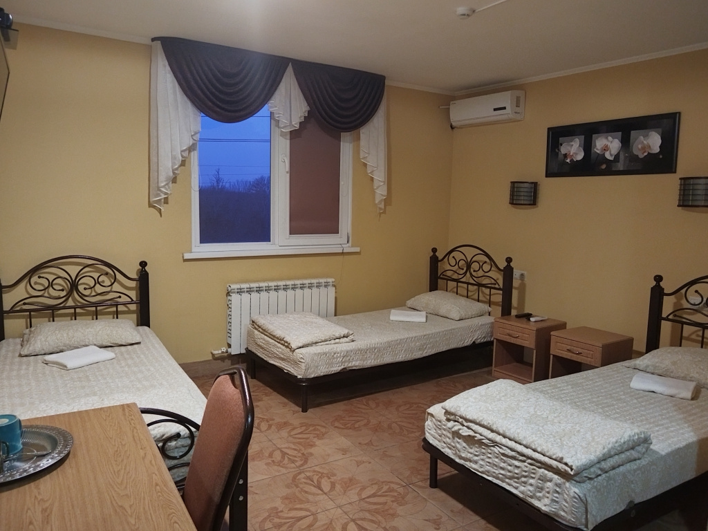 No.312 Triple room