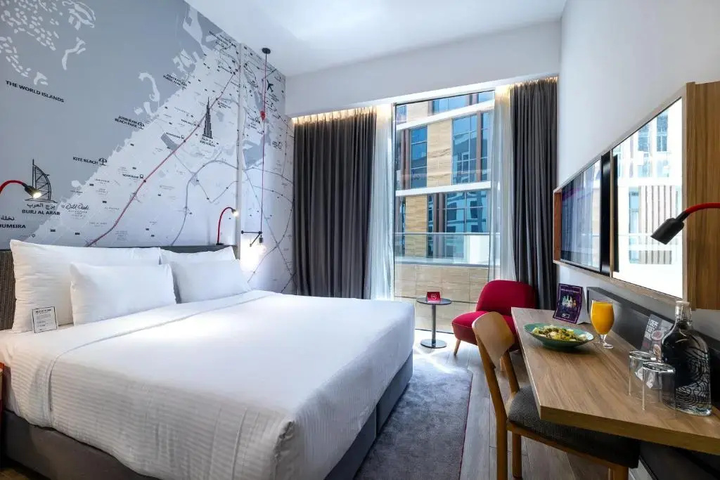 Standard Double room with city view (full double bed)