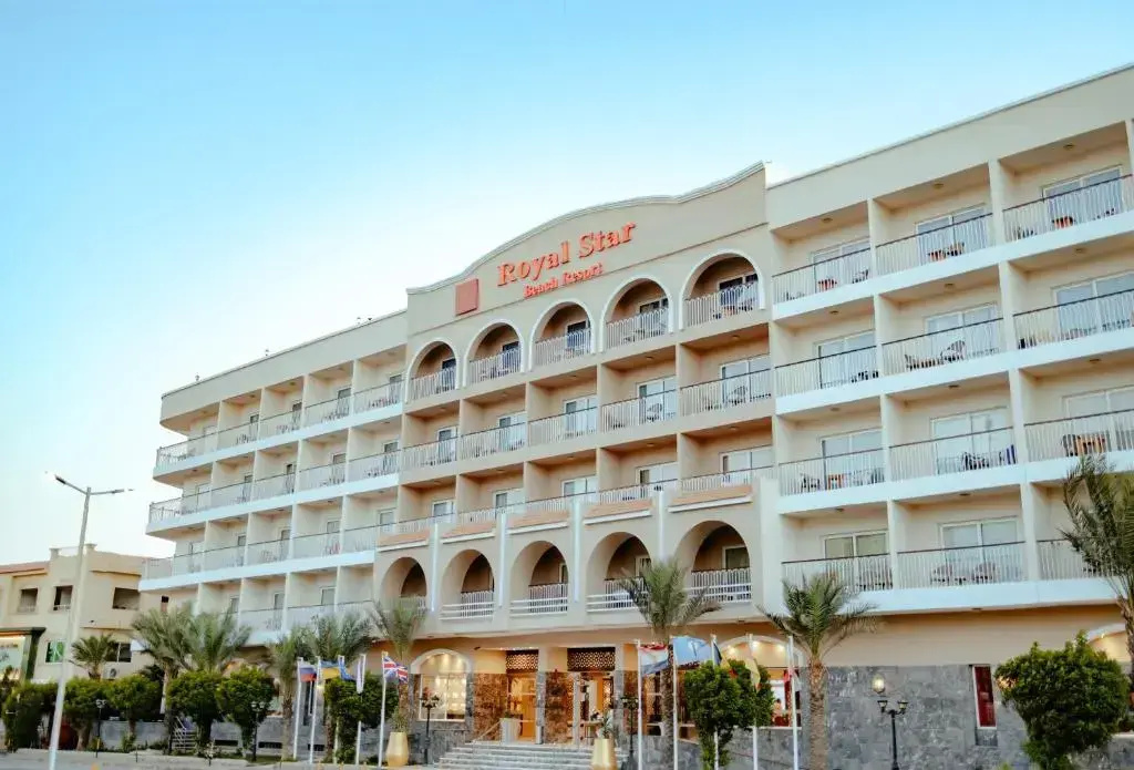 Курортный отель Royal Star Beach Resort — фото