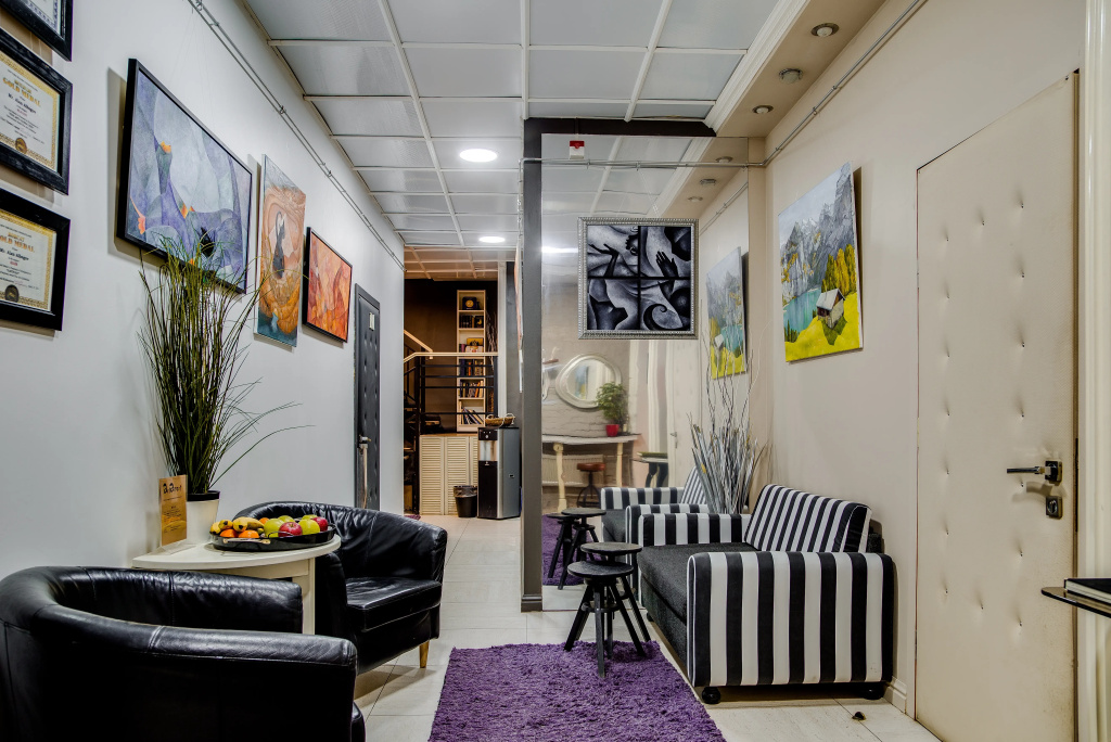 Lobby & Reception