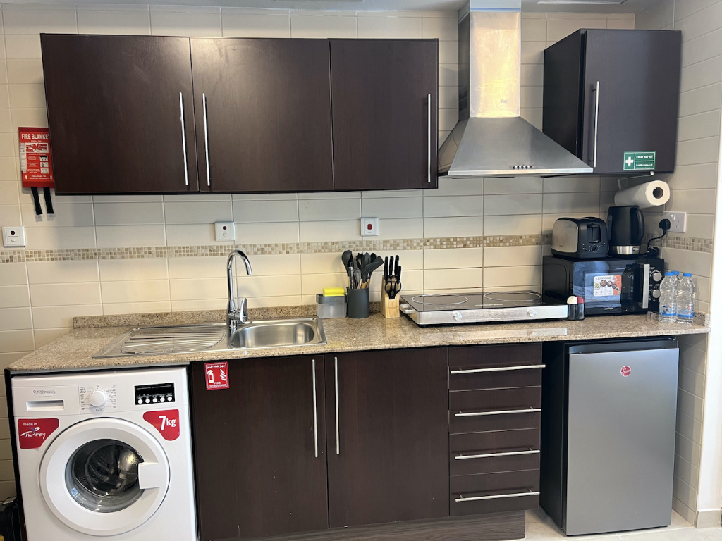 Отель Апартаменты Cosmos Living Cozy Studio With Balcony в Дубае