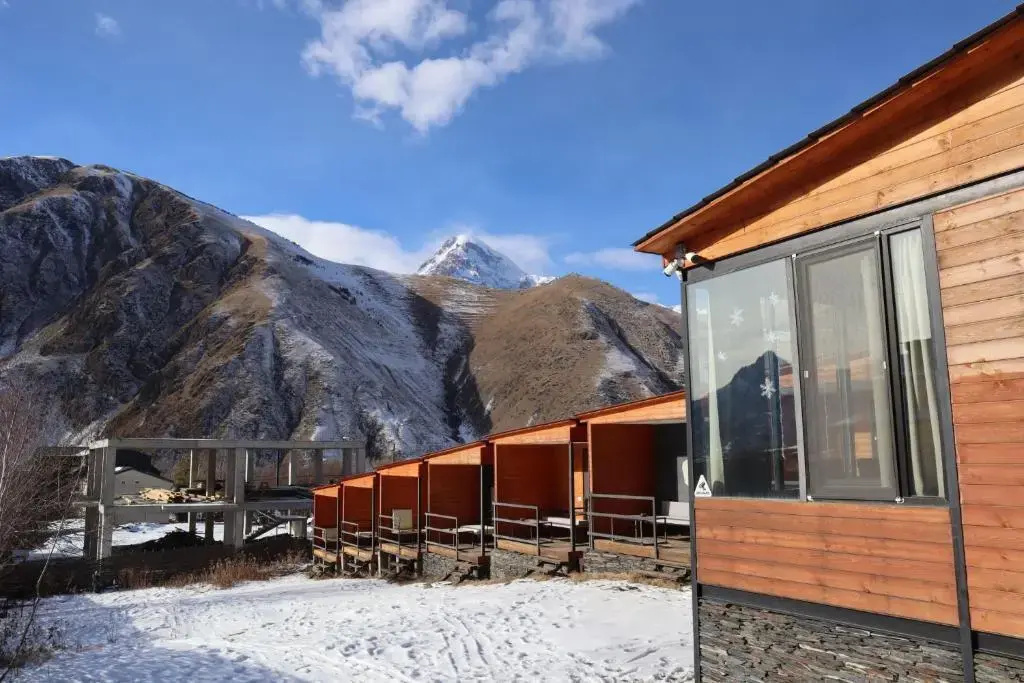 Отель Kazbegi Cottages — фото