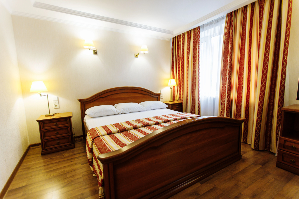 Building No. 1 Double Junior Suite (full double bed)