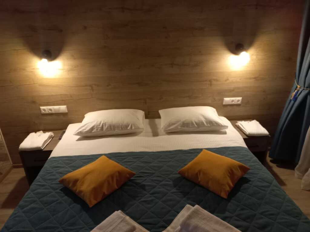 Отель мансарда люберцы. Отель мансарда люберцы. Apartslounge отель люберцы. Отель deluxe люберцы. Отель мансарда люберцы.
