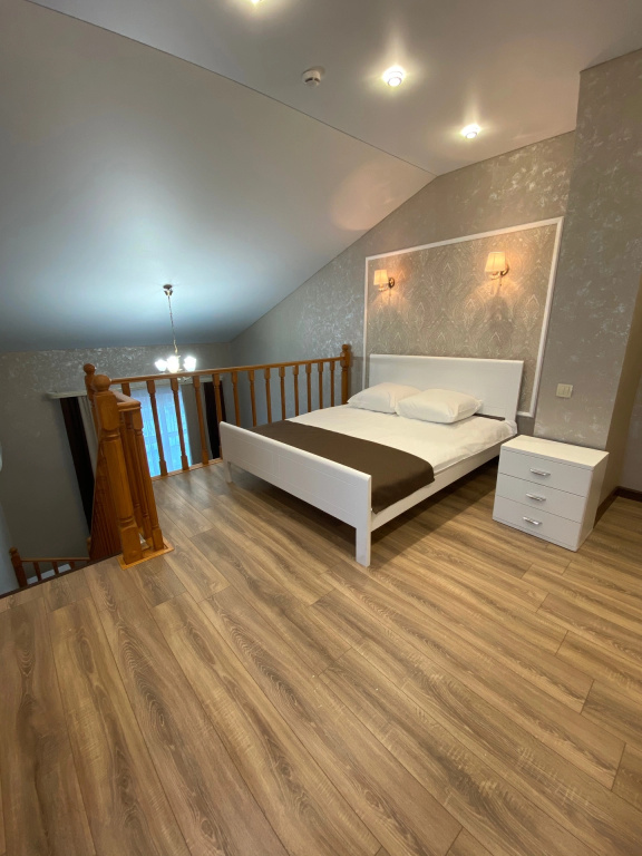 Double Duplex Studio full double bed