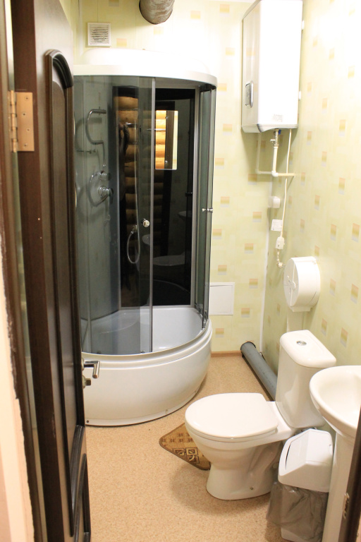 2 Bedrooms Townhouse room