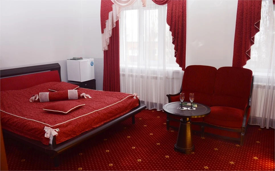 Cleopatra Double Studio (full double bed)