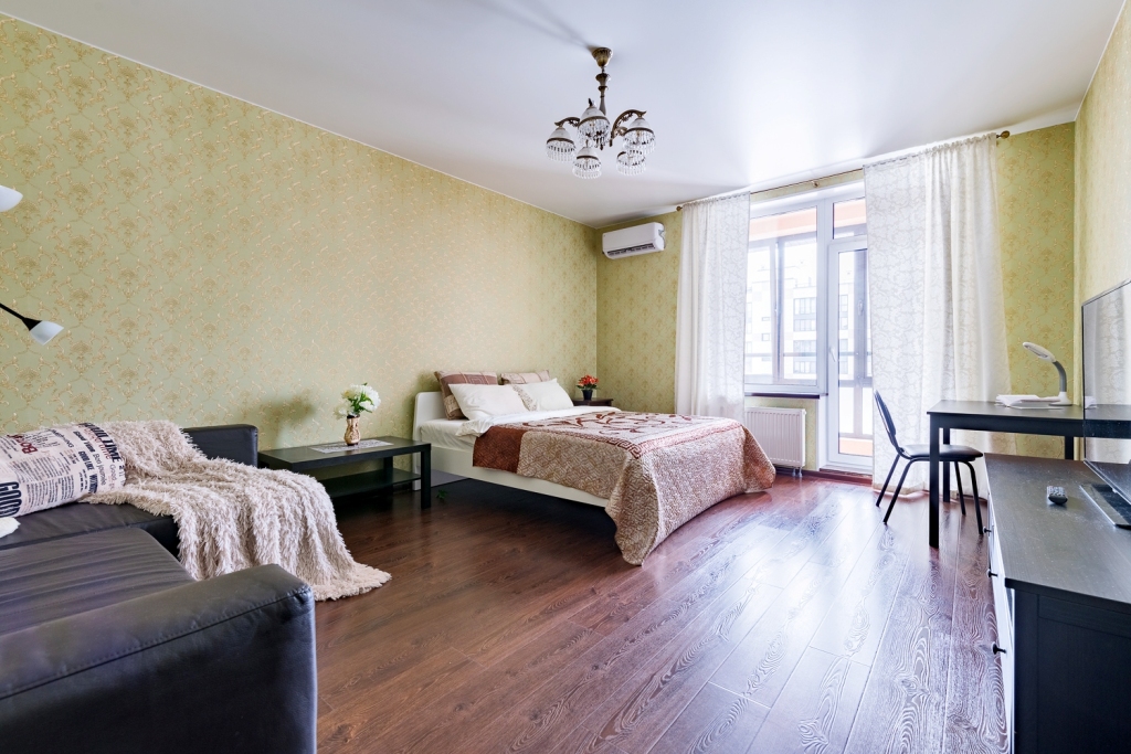 квартира в спб недорогая. Little house спб. тосина. суточные комнаты в питере. квартиры посуточно санкт петербург 2х комнатная.