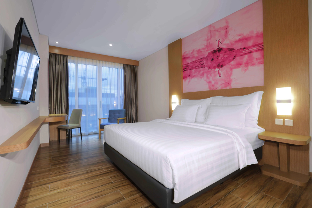 Favehotel Nagoya - Batam Room Type - Deluxe Double room (full double bed)