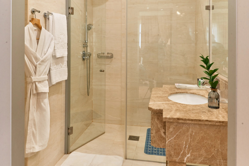 Двухместный полулюкс с красивым видом из окна двуспальная кровать в Kainar