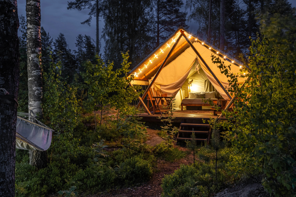 Tent with river view