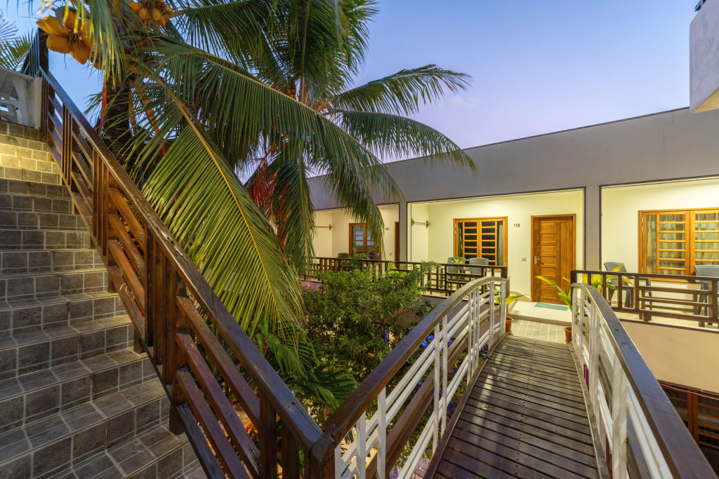 Гостевой Дом Kamadhoo Inn — фото