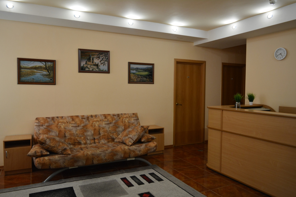 Lobby & Reception