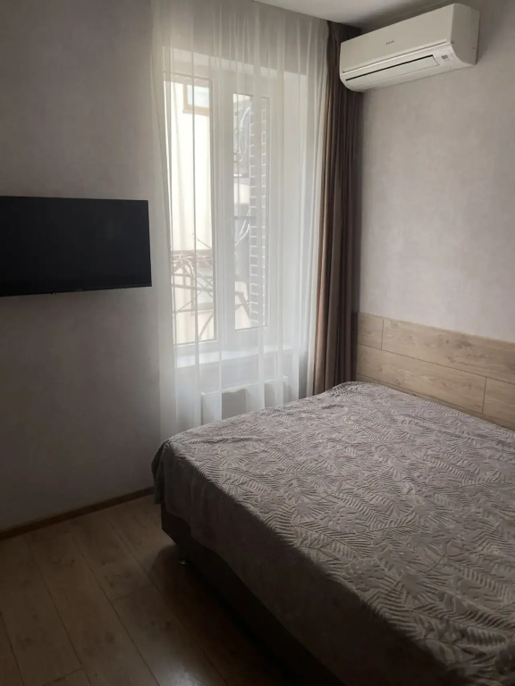 Economy Double room with courtyard view (full double bed)