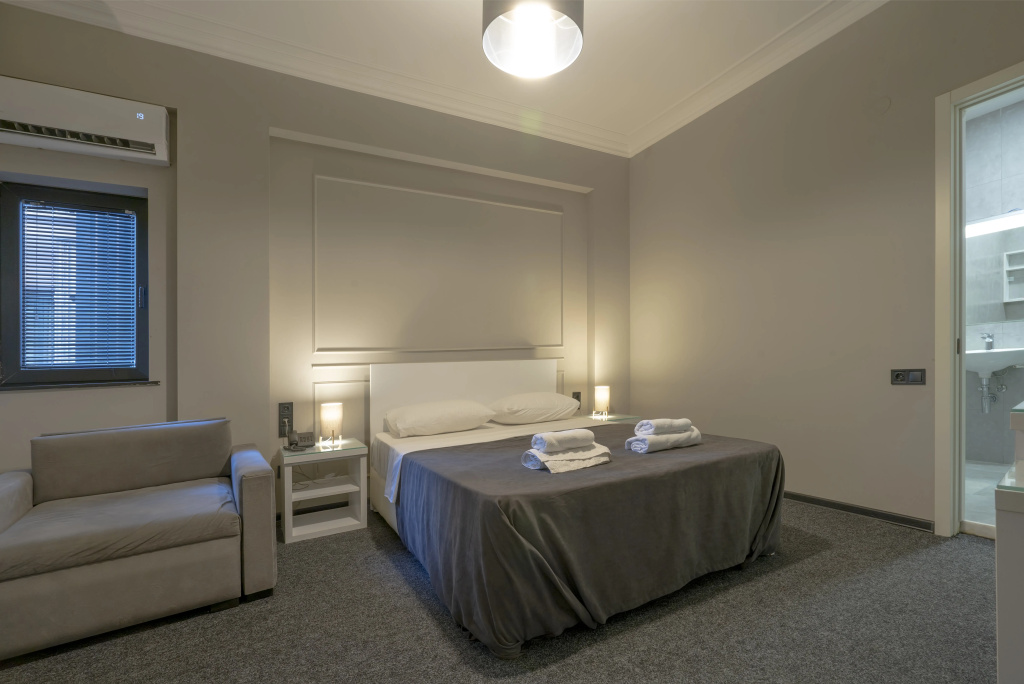 Economy Double room (full double bed)