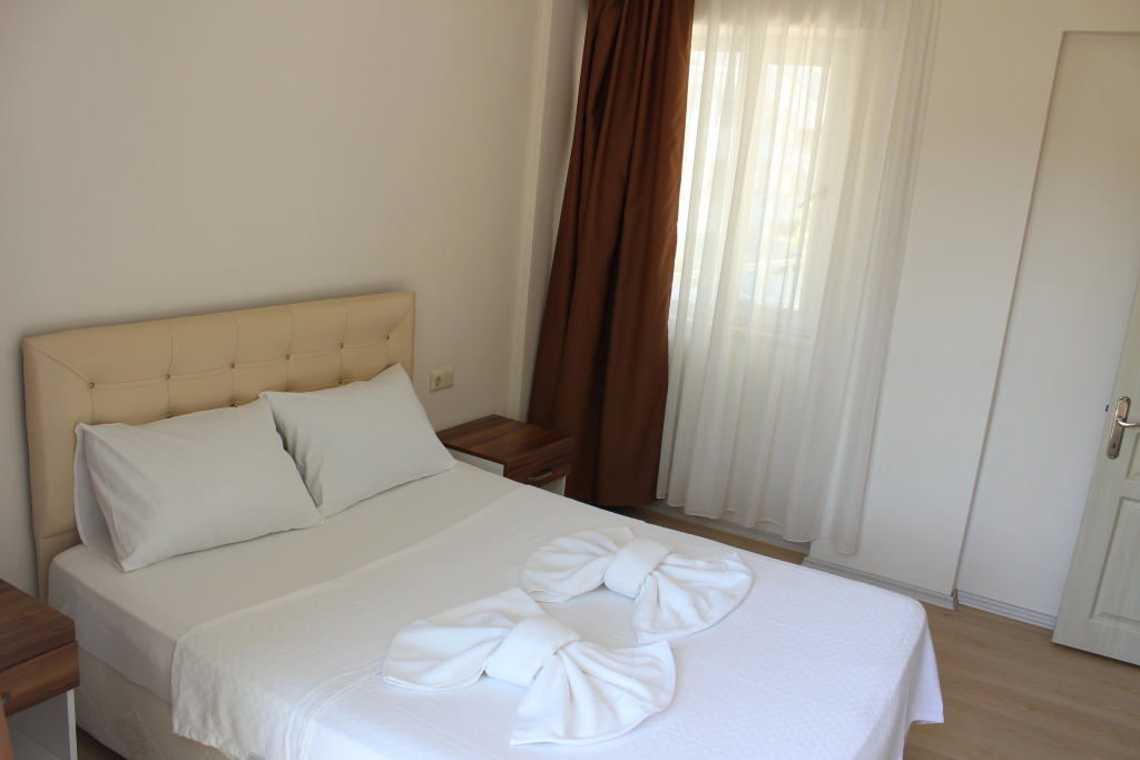 Standard Double room with balcony and with mountain view (full double bed)