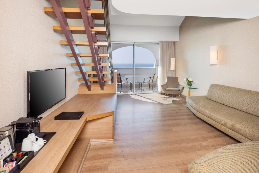 Deluxe Duplex Family room with balcony and with sea view