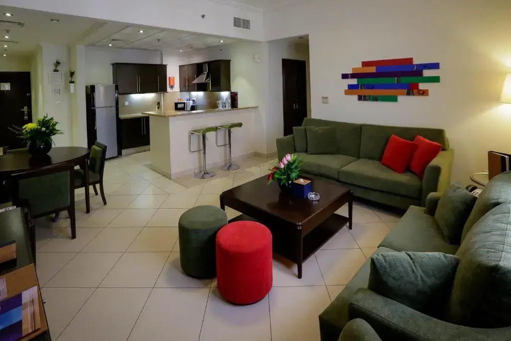 Апартаменты с 2 комнатами в Mena Aparthotel Albarsha