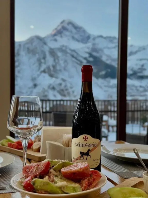 Mountain House Hotel & Restaurant, Степанцмінда (Казбегі), Грузія мініатюра 10