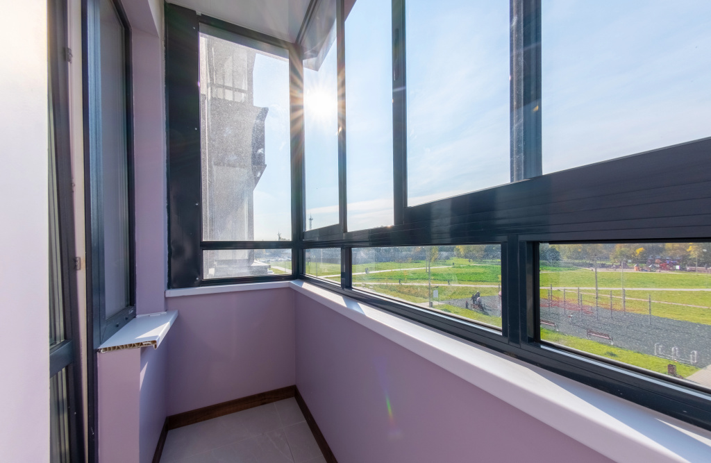 Balcony & Terrace