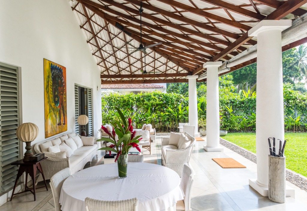 Taru Villas Mawella