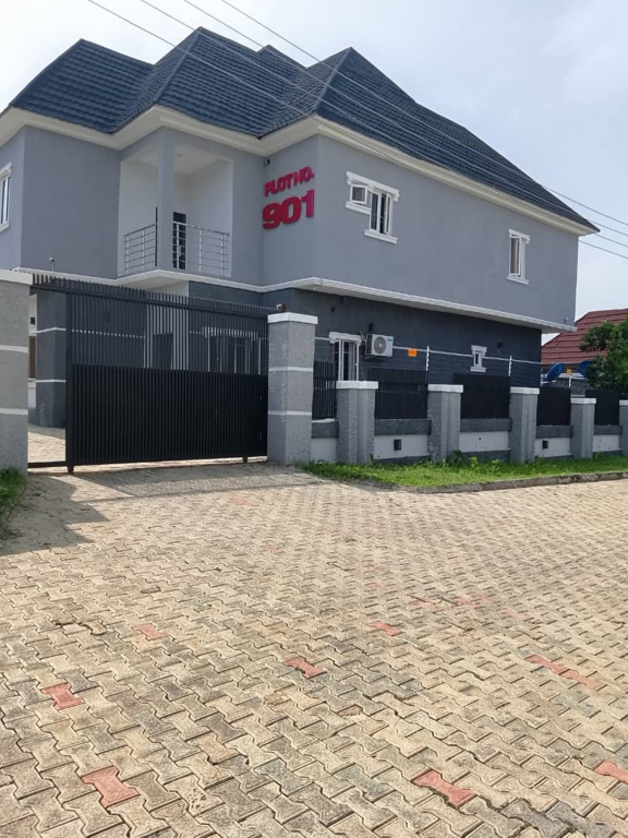 Lynstel Apartment and Suites