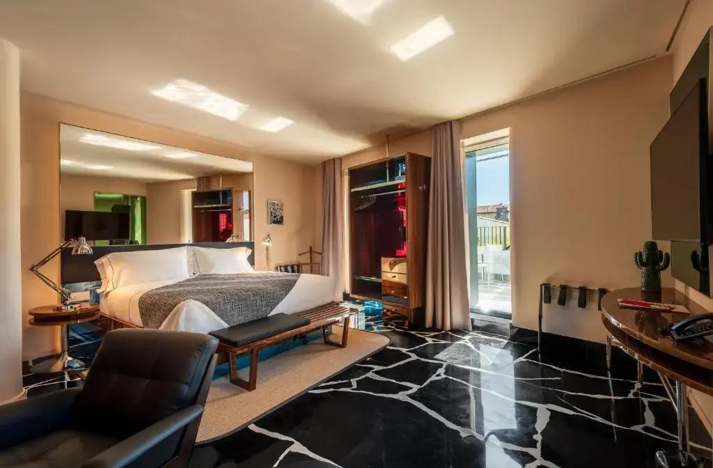 Terrace Jacuzzi Triple Suite