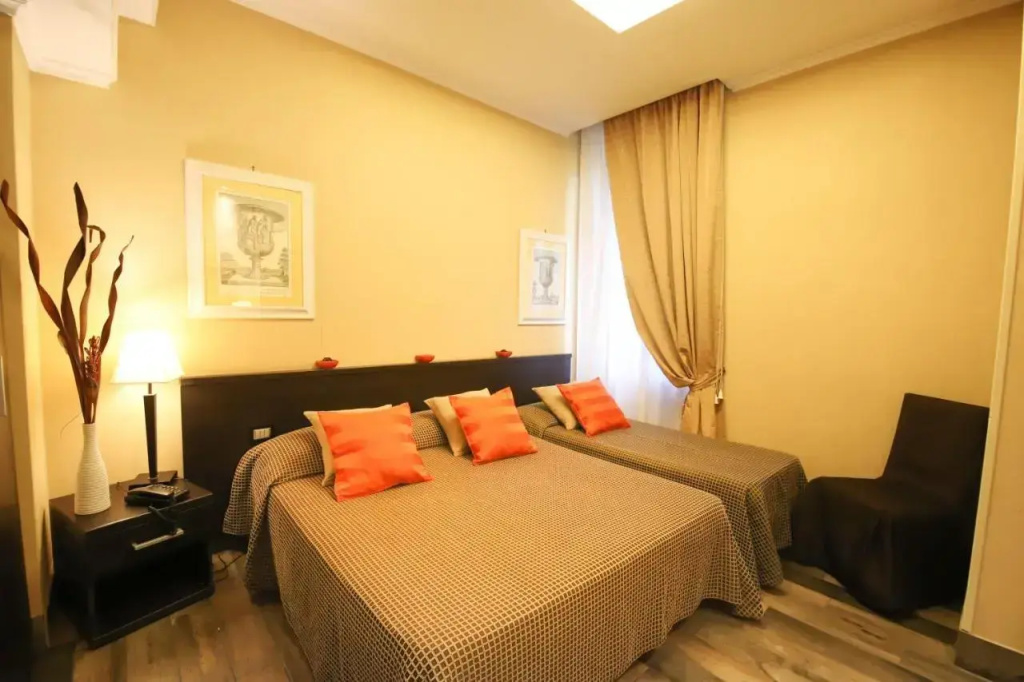 Triple room