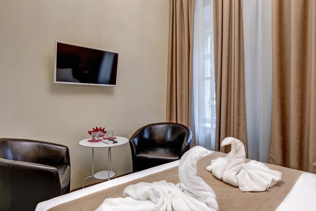 Полулюкс в Часы