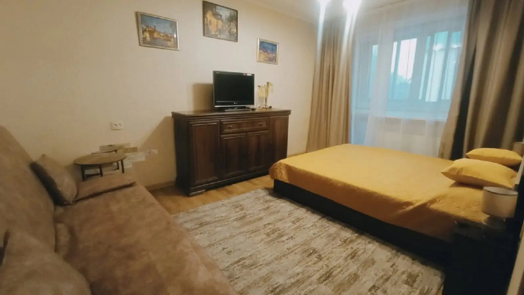Квартира у поющего фонтана — фото